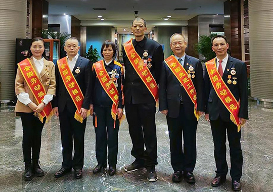 祝賀！這6位邵陽(yáng)人在北京人民大會(huì)堂接受表彰！