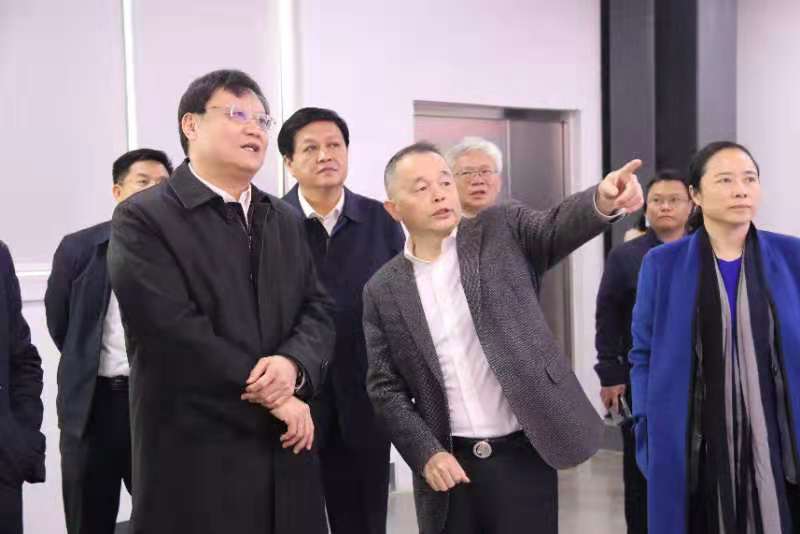 湖南省委常委、省國(guó)資委書(shū)記等赴邵陽(yáng)調(diào)研國(guó)資國(guó)企工作方案考察團(tuán)來(lái)我公司調(diào)研